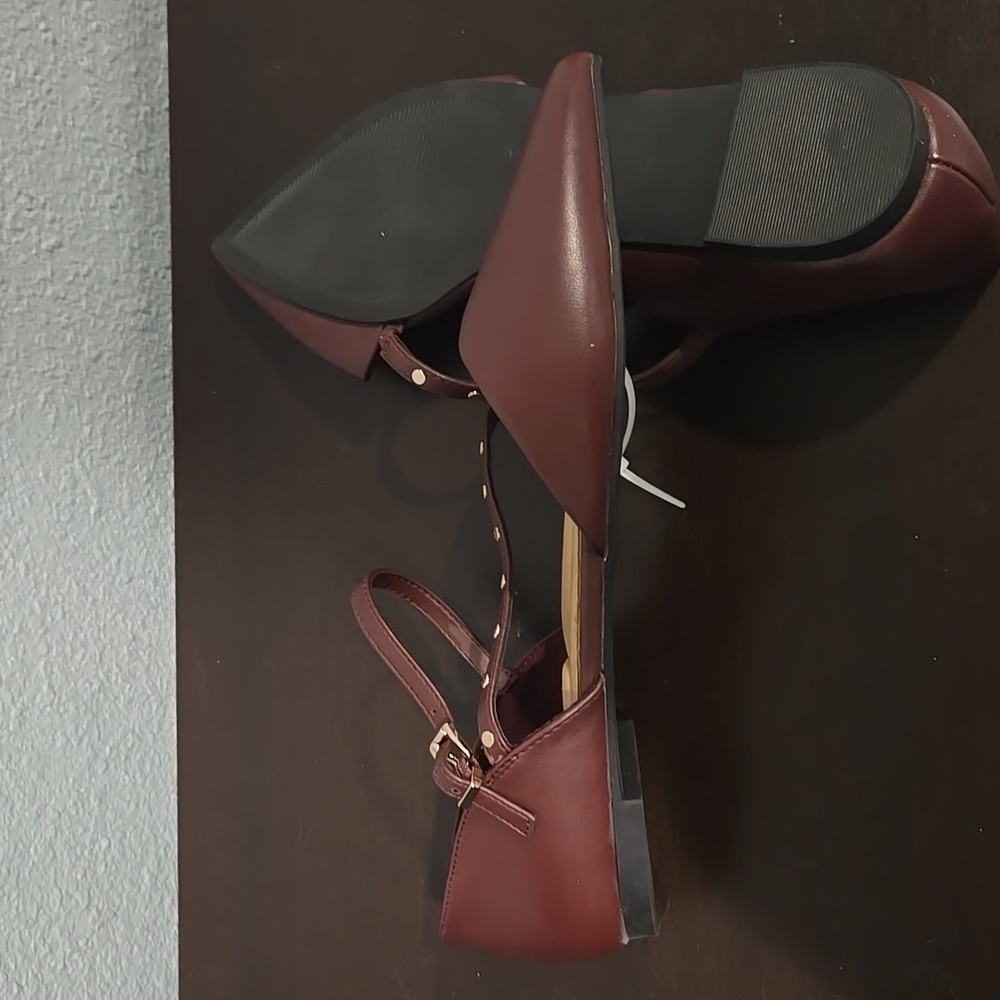 Women's Burgundy Flats - Picture 3 of 5
